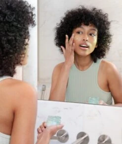 Mini Gelée Hydratante -Eterna Skin Shop 7C0A3947 4 5 1